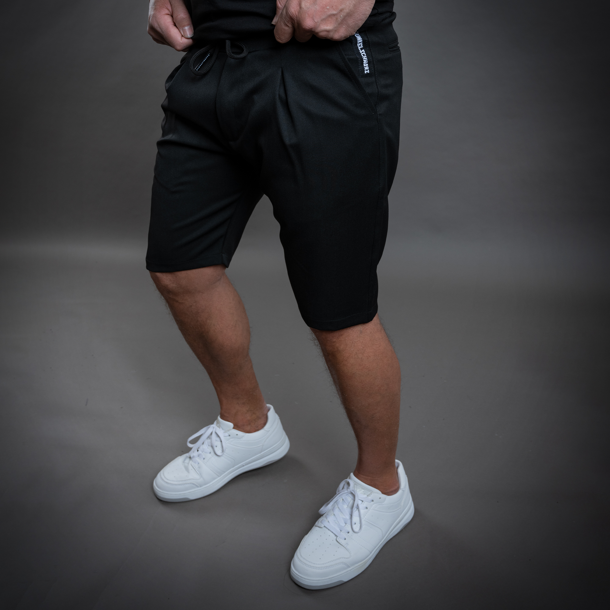 SHORTS 222 black