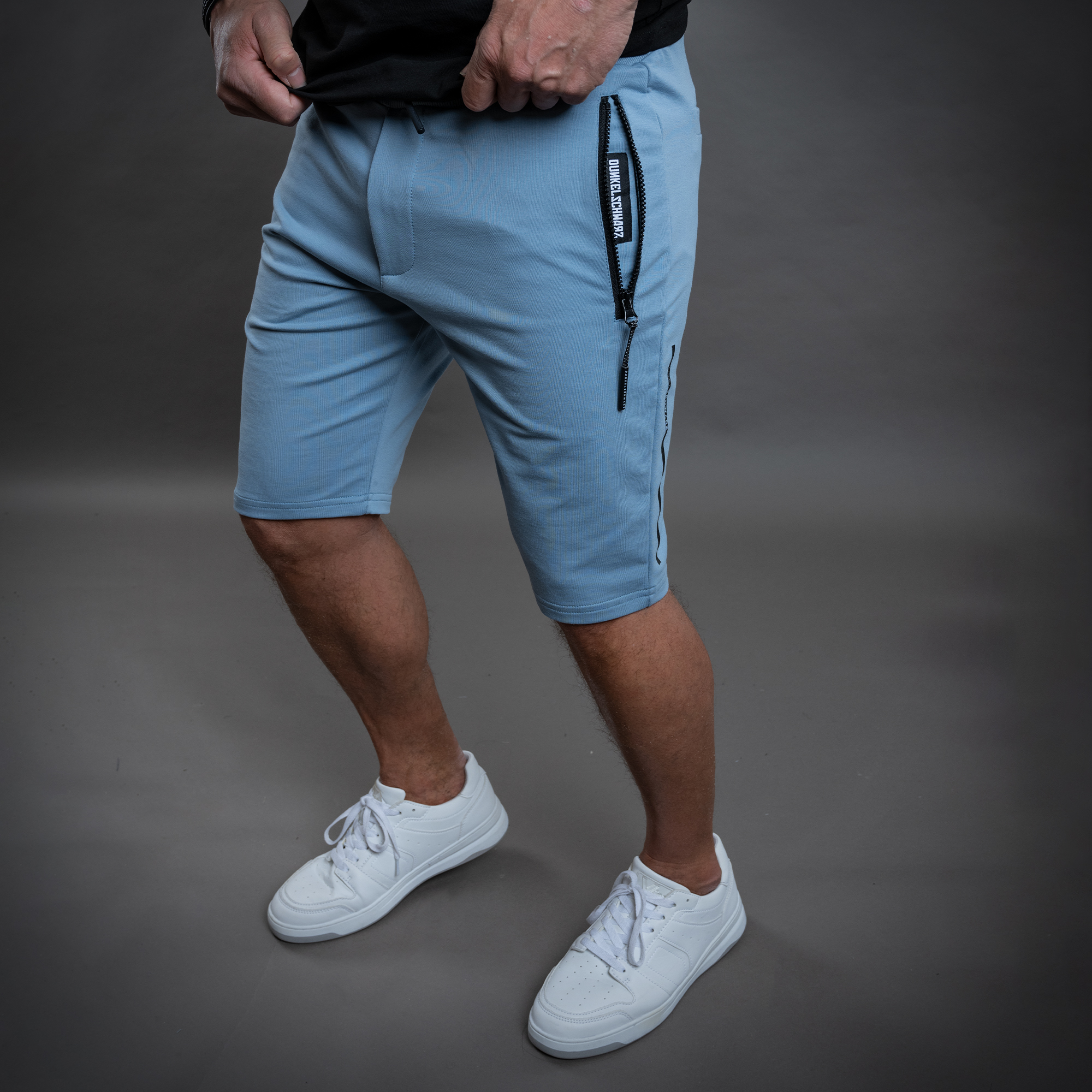 SHORTS 233 LIGNELOGO lightblue
